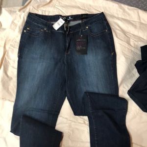 Lane Bryant Genius Fit Straight leg LYCRA dualFX